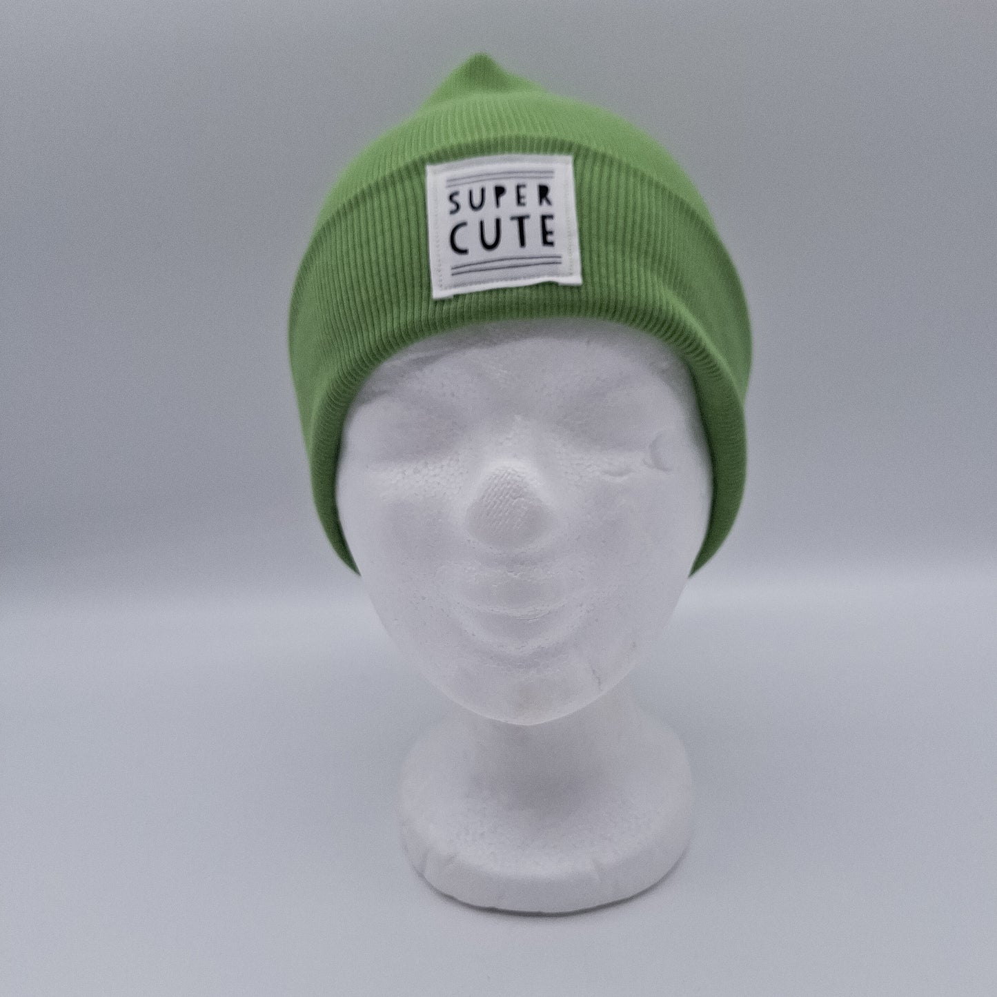 Skater Beanie Patch "Super Cute" limette