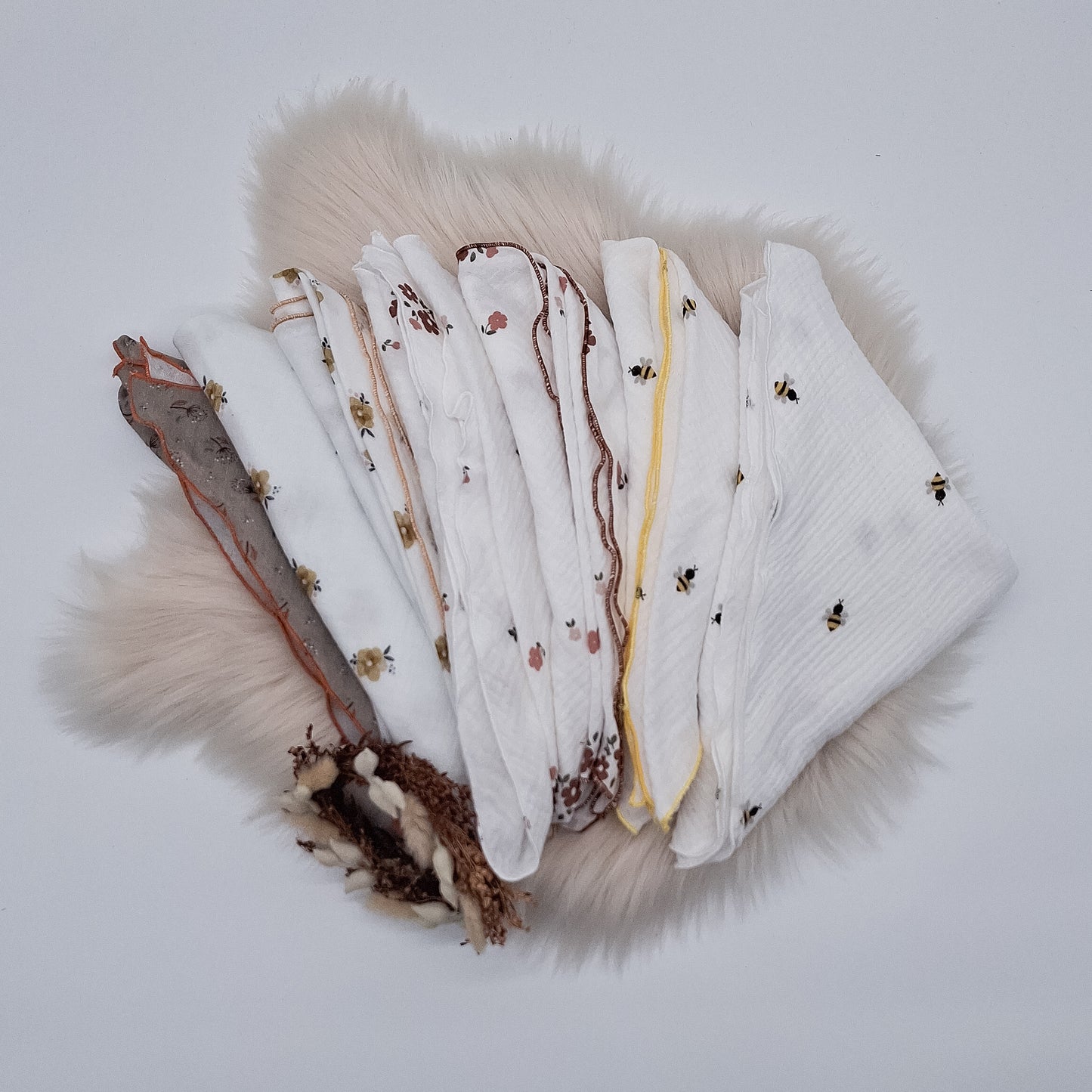 Halstuch Musselin Blumen rot