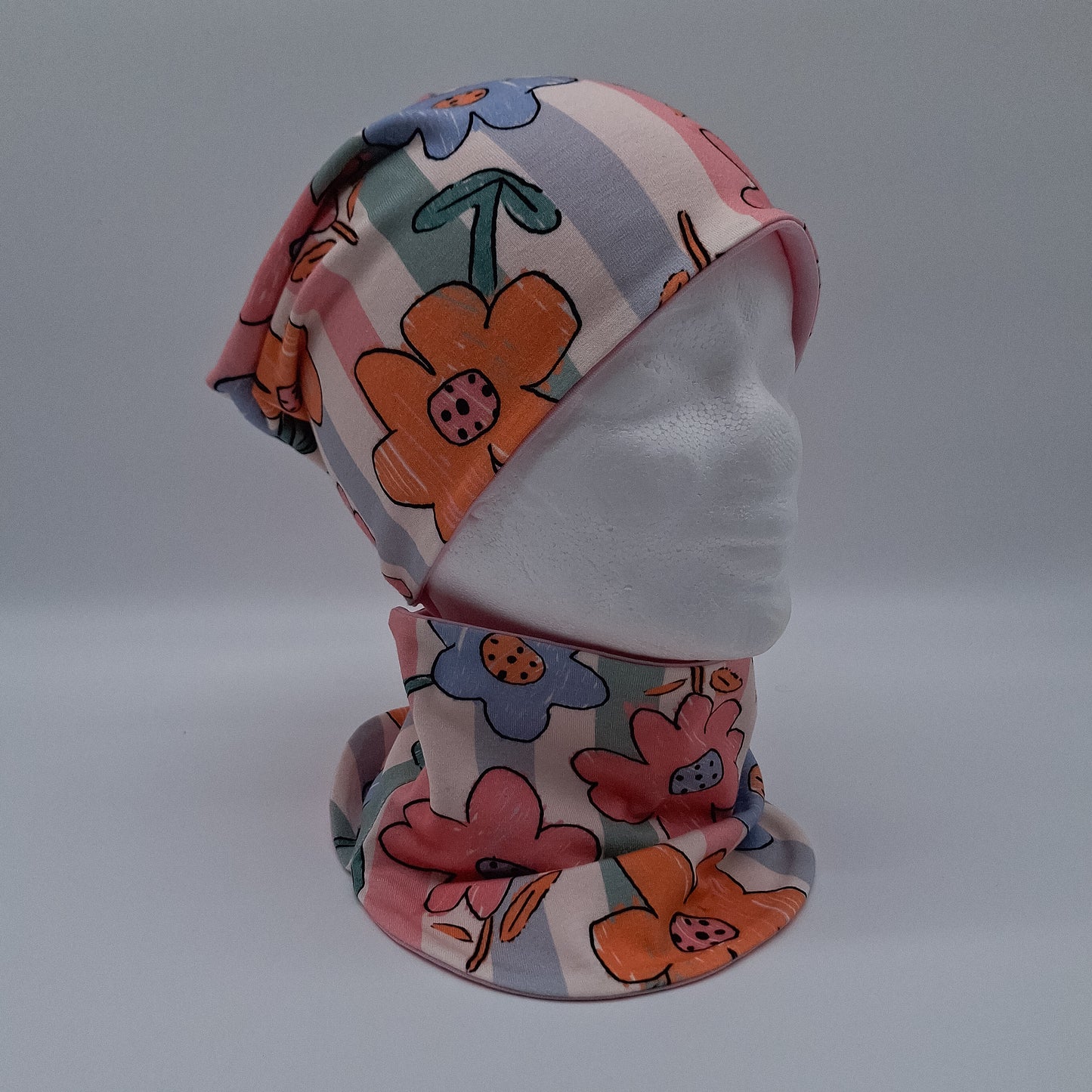 Beanie und Loop Flower Scratch