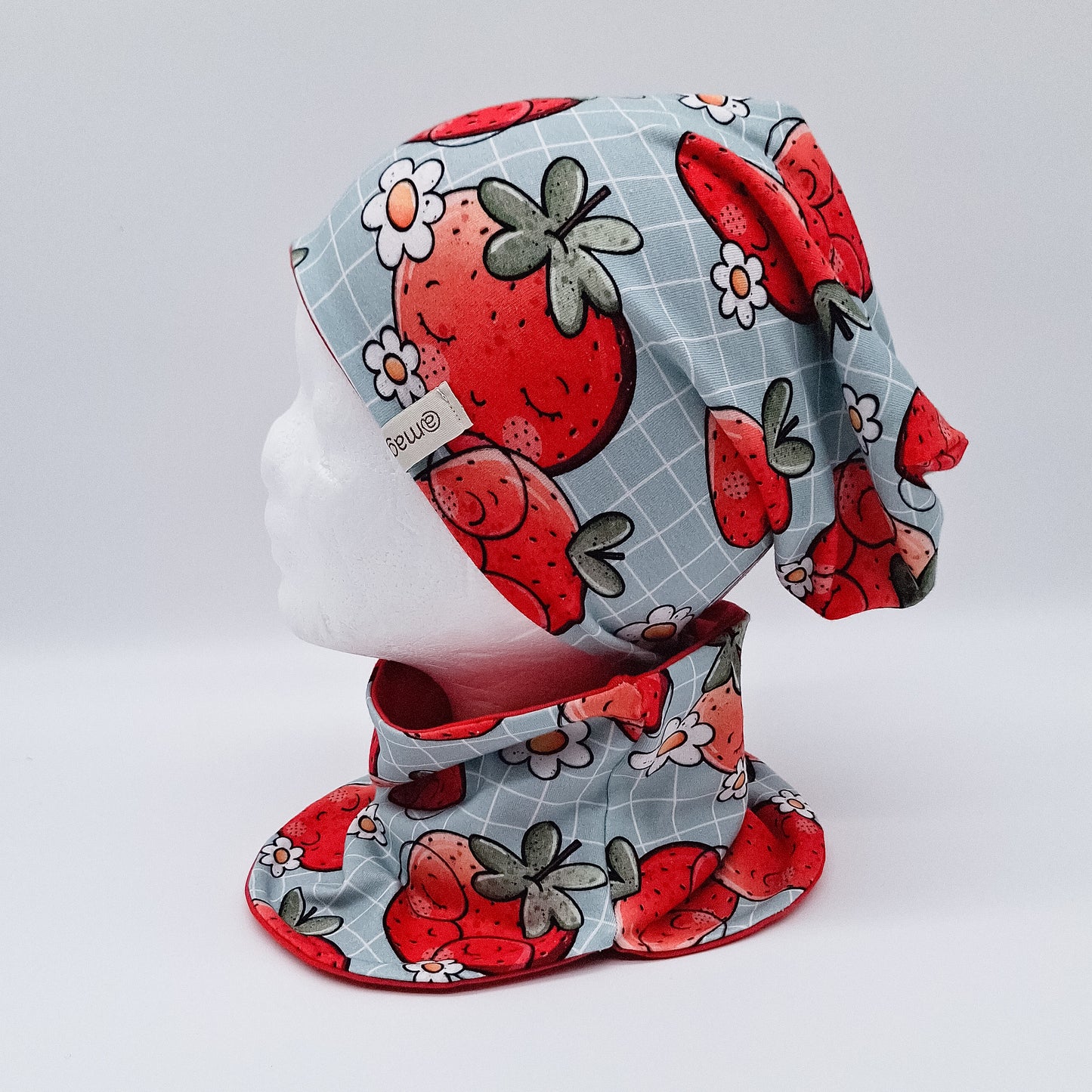 Beanie und Loop Erdbeeren mint