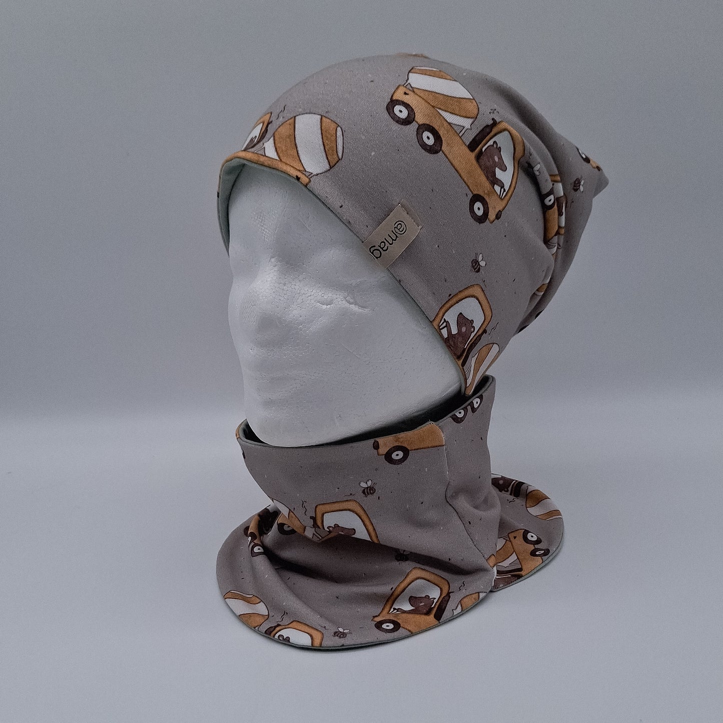 Beanie und Loop Betonmischer