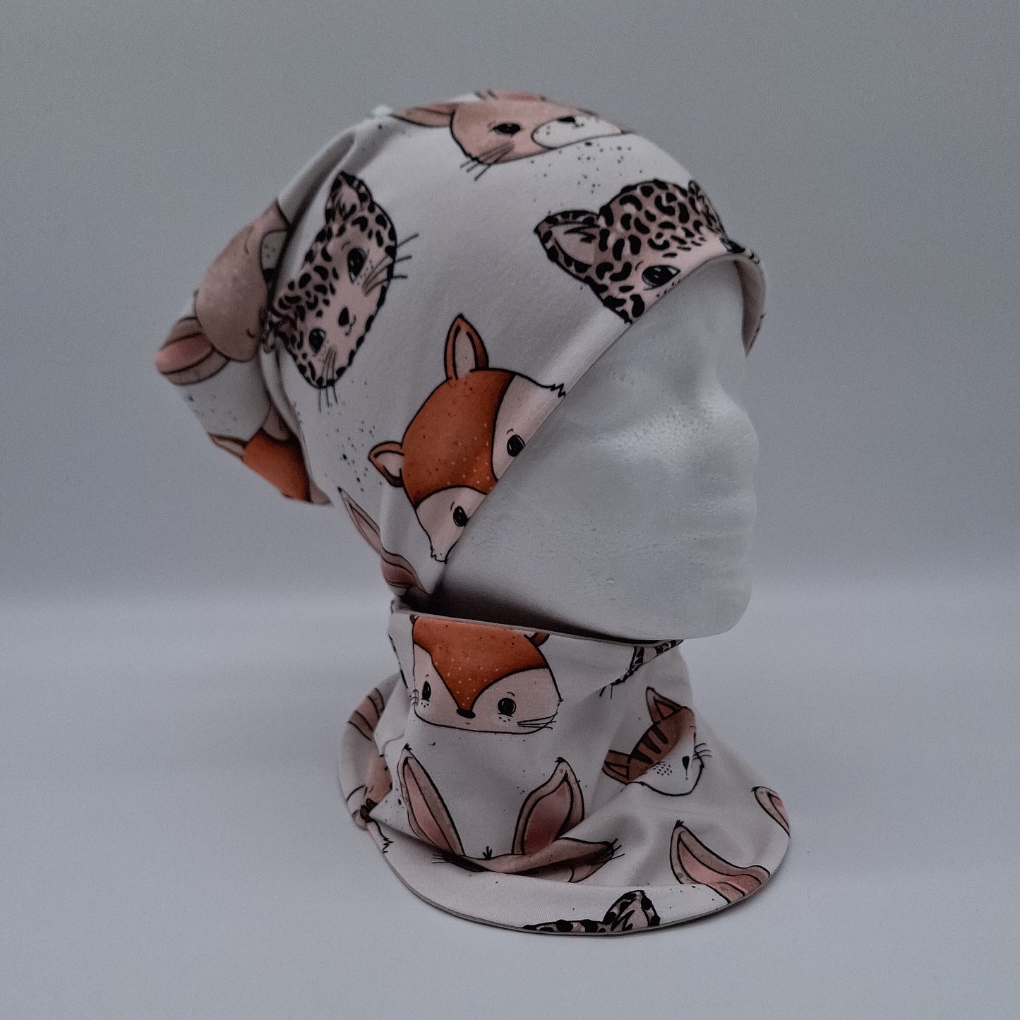 Beanie und Loop Lovely Four
