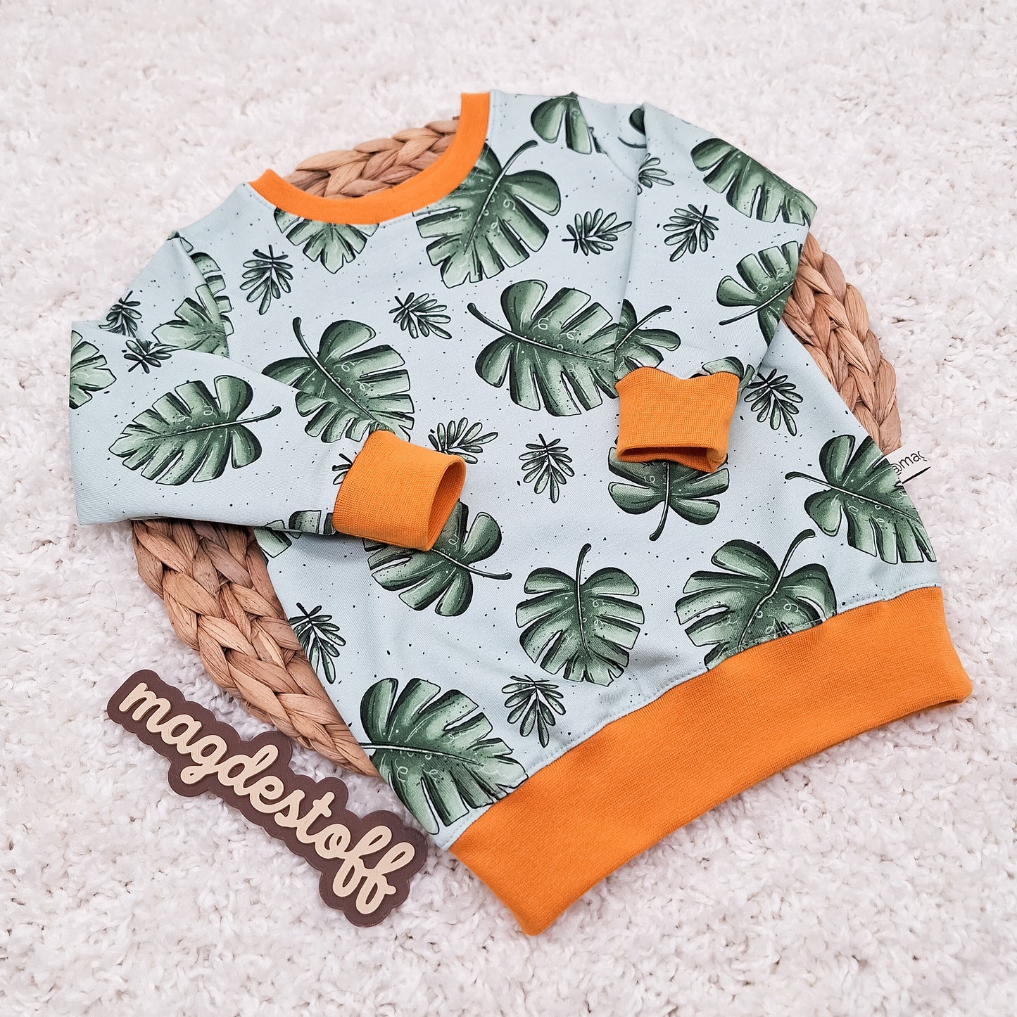 Sweater Blätter